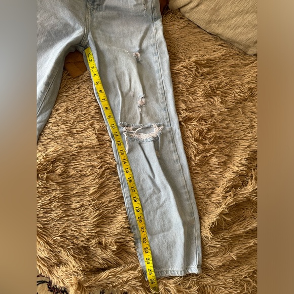 Zara 4 Light Wash Hight Rise Distressed Denim Jeans - Picture 11 of 11